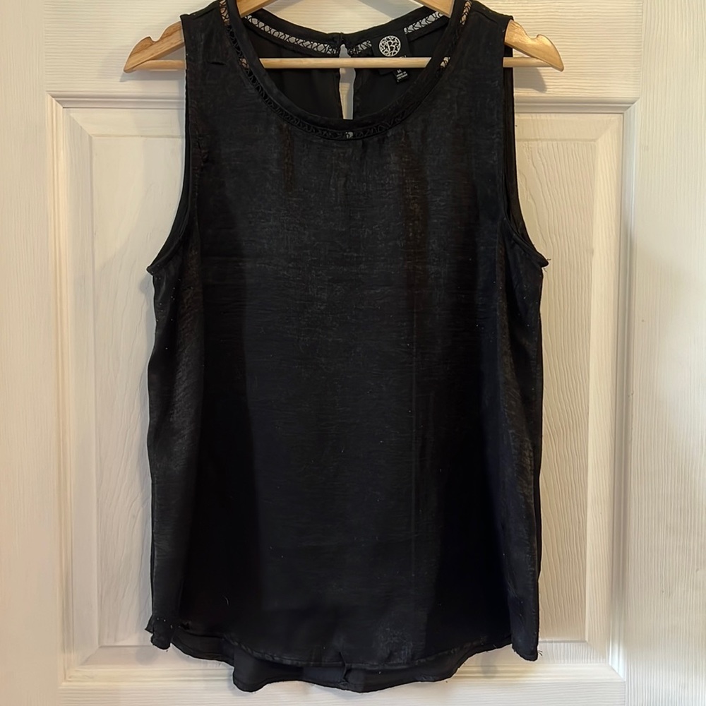 Bobeau black tank